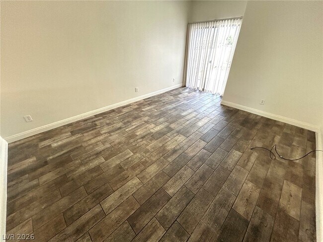 Foto del edificio - 8877 Tomnitz Ave