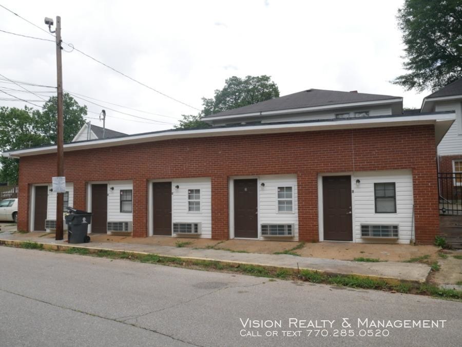 Foto principal - 1 bedroom in Bremen GA 30110-1690