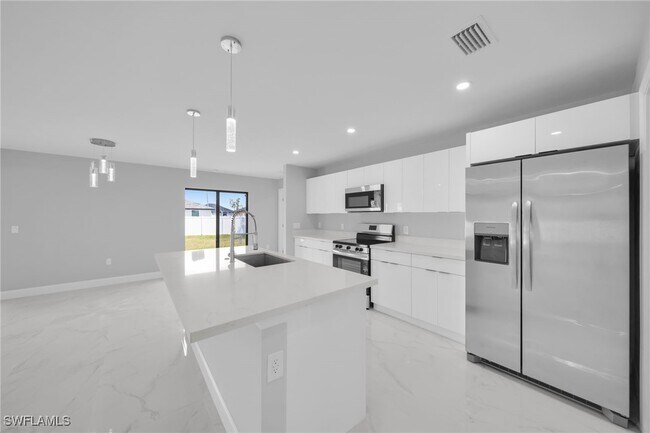 Foto del edificio - 1833 NW 20th Ave