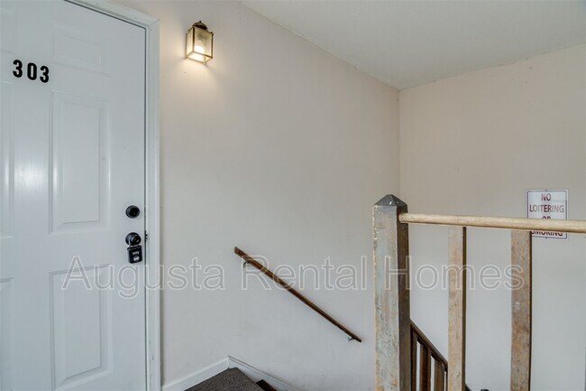 Building Photo - 303 Stevens Creek Ct