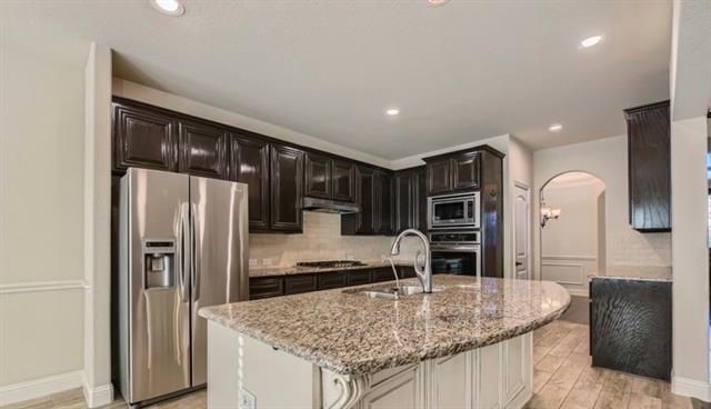 Foto del edificio - 12716 Forest Glen Ln