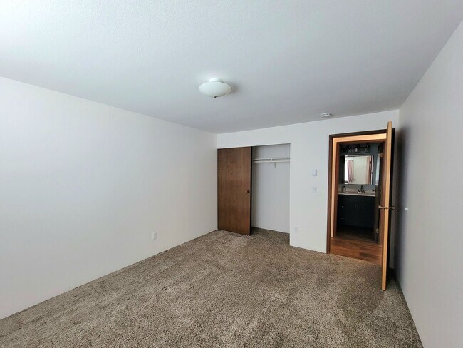 Foto del edificio - Bright and updated 2 bed condo with amazin...