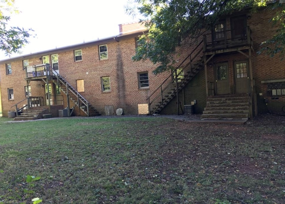 150 Martin Luther King Jr Blvd, Lexington, NC 27292 Apartments in