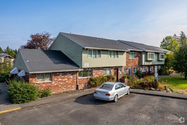 Foto del edificio - Country Club Estates