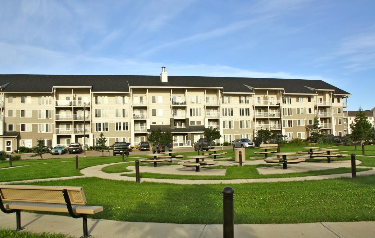 Primary Photo - Fraiser House at Parsons Creek Village