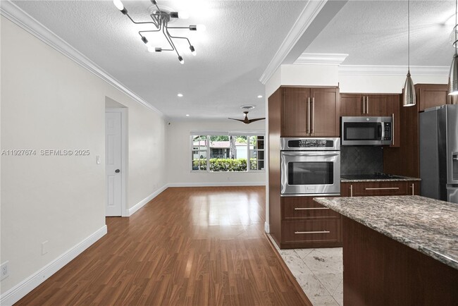 Foto del edificio - 5713 Jefferson St