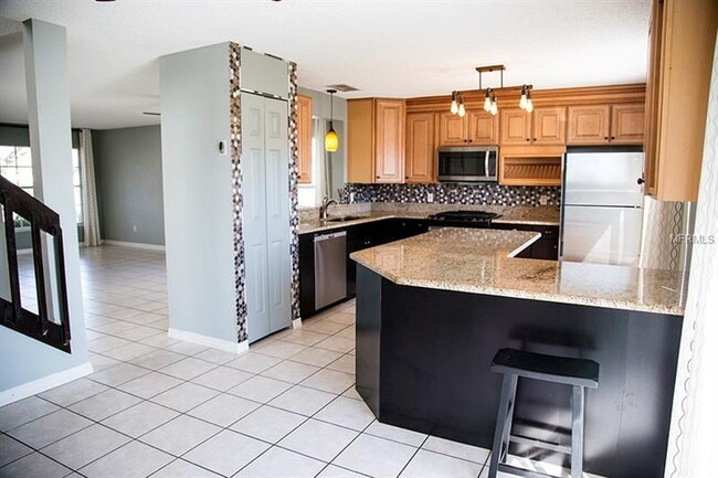 Building Photo - 1324 Ballyshannon Pkwy