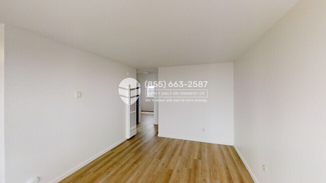 Building Photo - 5711 San Diego St