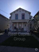 Building Photo - 335 Pine St