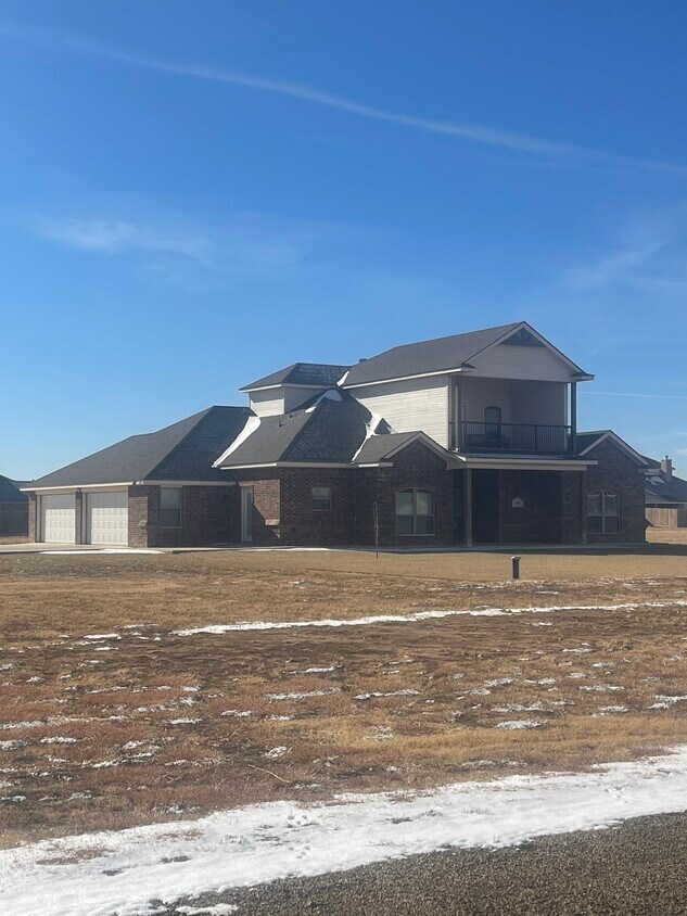 Primary Photo - 11501 Sheri Ln