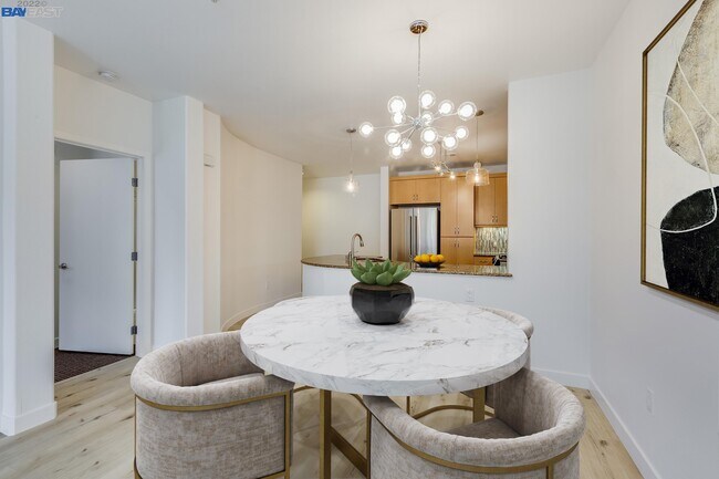 Foto del edificio - 5501 DeMarcus Blvd