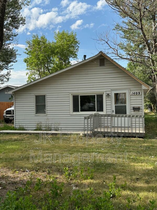 Primary Photo - 1409 6th Ave NW