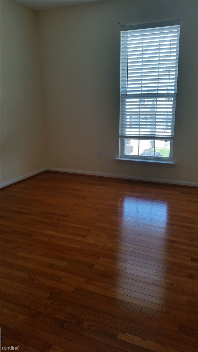 Foto del edificio - 5 Creek Ln