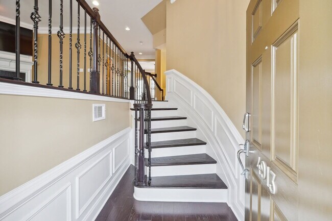 Photo - 4913 Greylock Walk SE House