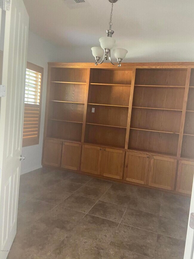 Foto del edificio - 20827 W Eastview Way