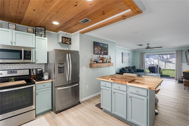 Foto del edificio - 2115 9th Ave W