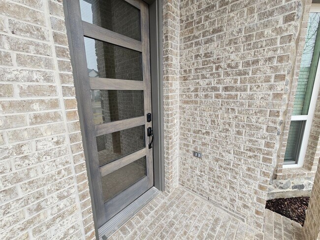 Foto del edificio - Welcome to this stunning newly built home ...