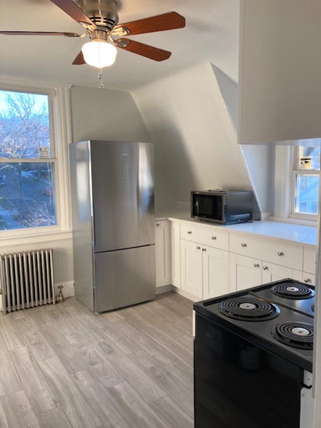 new kitchen appliances, cabinets and tiles - 268 Valley St