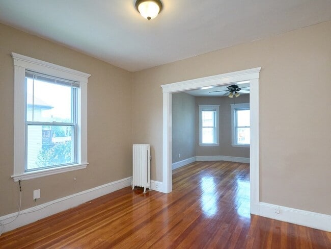 Building Photo - 447 Ashmont St