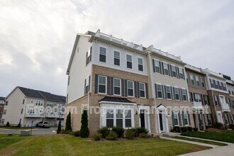 Building Photo - 17137 Branched Oak Rd