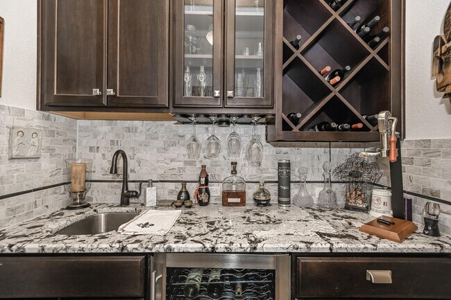 Foto del edificio - 6110 Meadow Bluff Ct