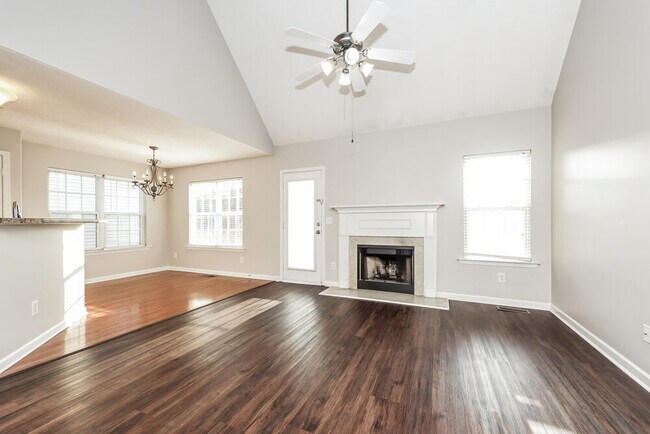 Building Photo - 4032 Pineorchard Pl