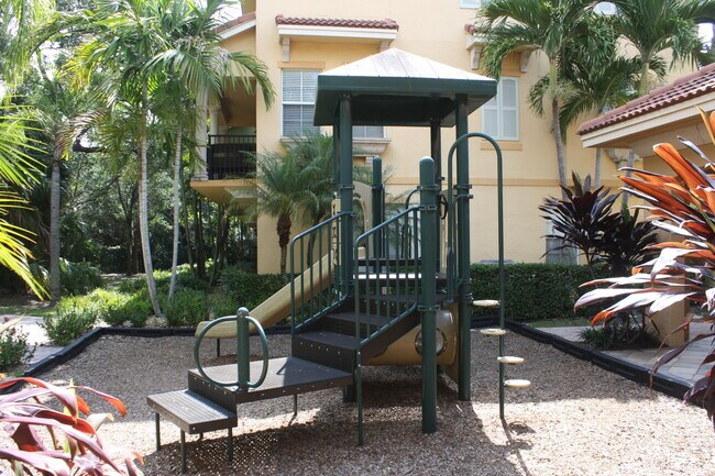 Foto del edificio - 11854 Valencia Gardens Ave