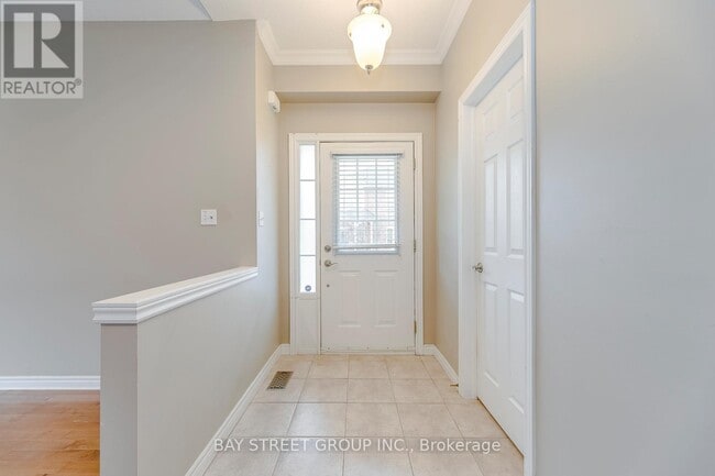 Building Photo - 5218 Garland Crescent