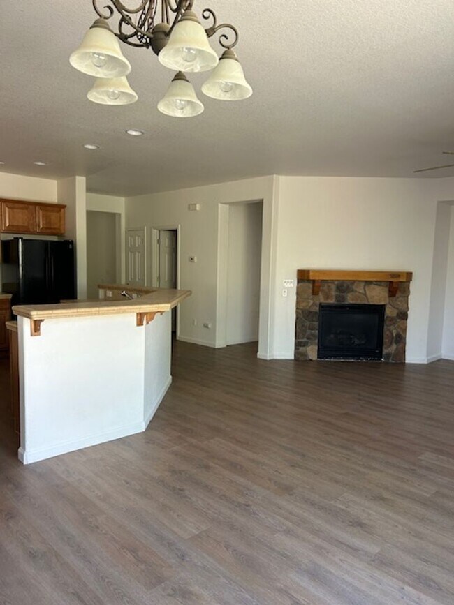 Foto del edificio - 7151 Discovery Ln