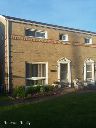 Primary Photo - 3 br, 1 bath House - #7 Mount Royal Court