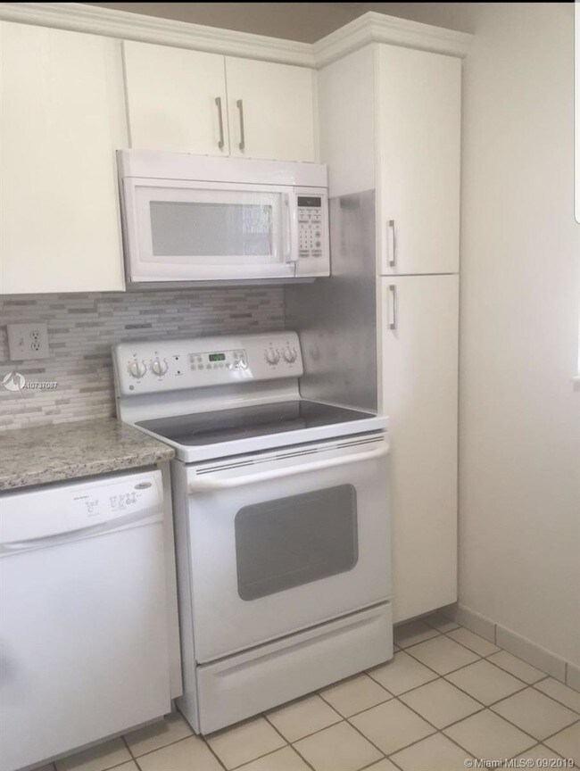 8370 Sands Point Blvd Unit 108H, Tamarac, FL 33321 Condo for Rent in