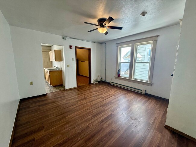 Building Photo - 724 Washington St