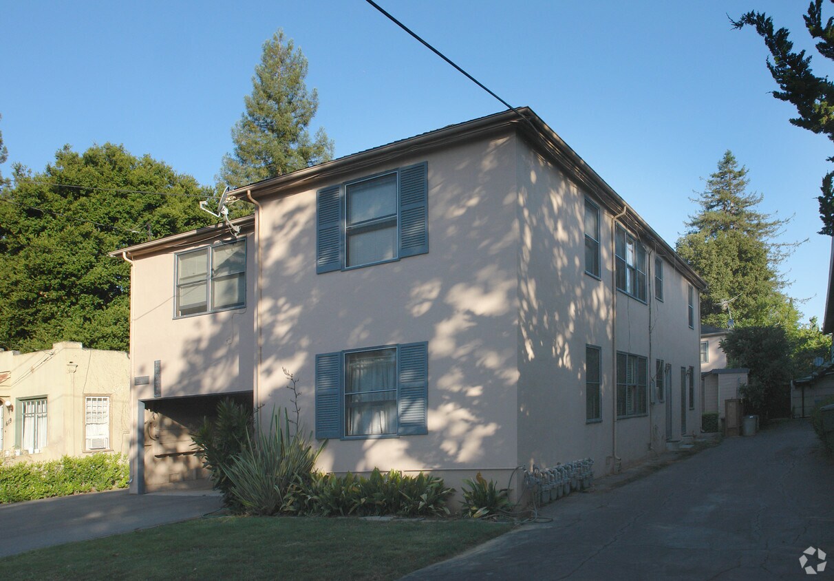 Foto del edificio - 621-629 Homer Ave