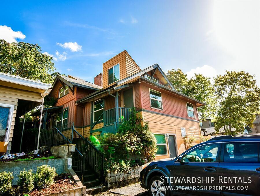 Primary Photo - 1831 Kincaid St