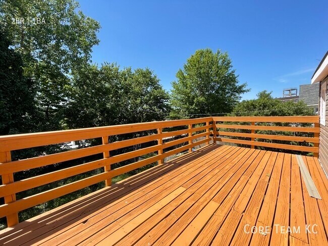 Foto del edificio - Westside 2 Bedroom House for Rent