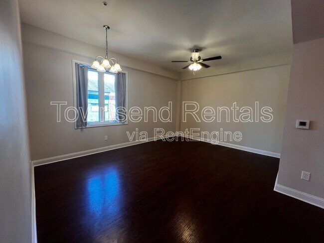Foto del edificio - 1304 Morganton Rd