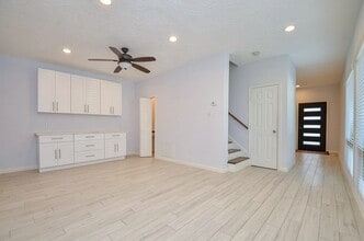 Building Photo - 12625 Memorial Dr Building Photo - 12625 Memorial Dr