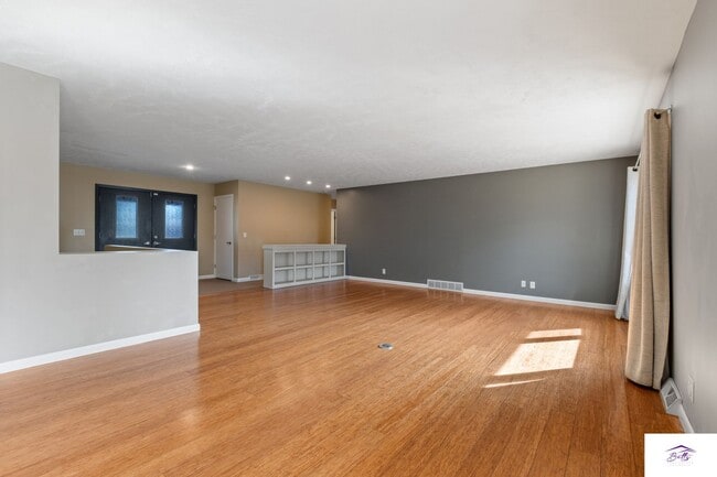 Building Photo - Available now! Spacious 3 Bed, 3 Bath Home with Modern Open Layout & Lawn Care Included