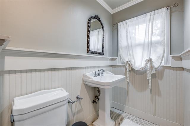 Building Photo - 6219 Revere Pl