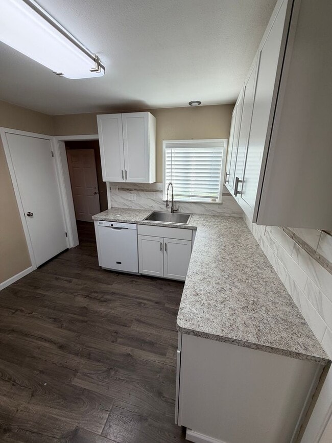 Foto del edificio - Charming home in a great neighborhood