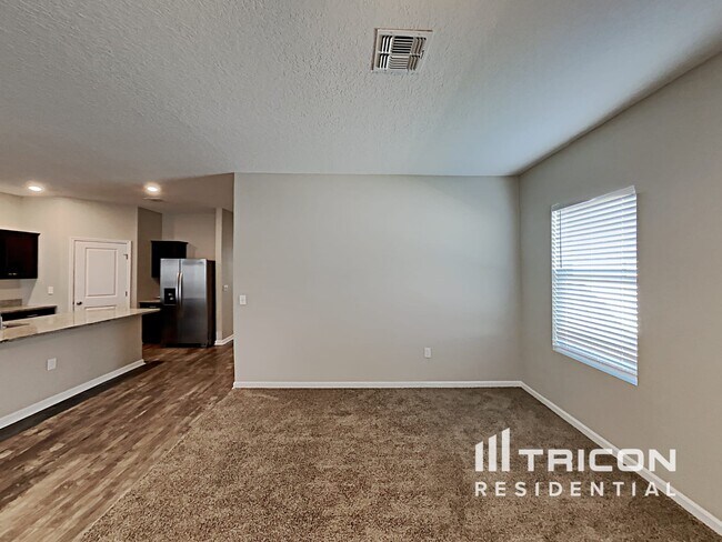 Foto del edificio - 16442 Blooming Cherry Drive Groveland FL