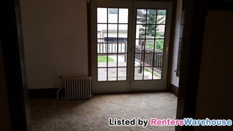 Building Photo - 606 9th Ave NW