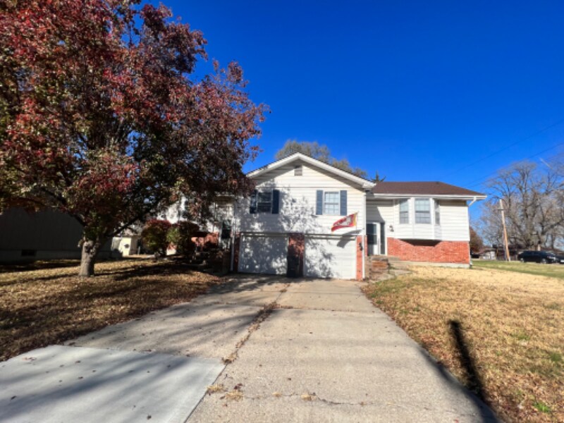 Primary Photo - 11522 E 75th St