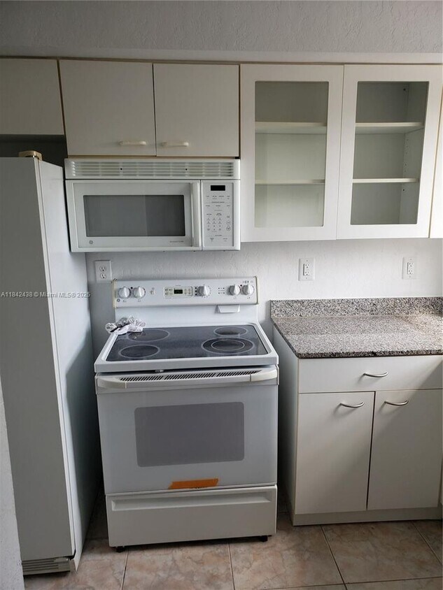 Foto principal - 456 NW 85th Street Rd