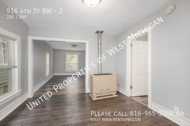 Building Photo - Available Now | Spacious 2 Bedroom Upper A...