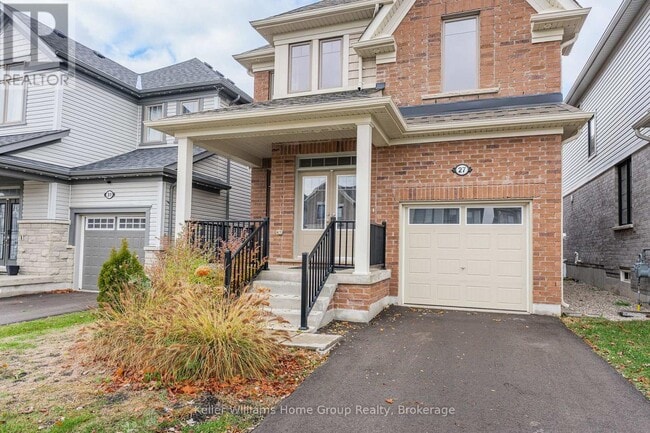 Building Photo - 27 Harpin Wy W