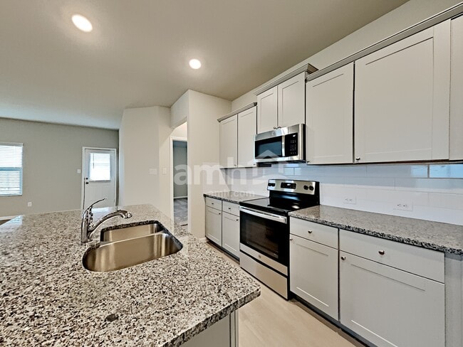 Foto del edificio - 2701 Iberia Ct