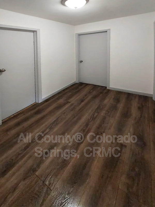 Building Photo - 2119 Preuss Rd
