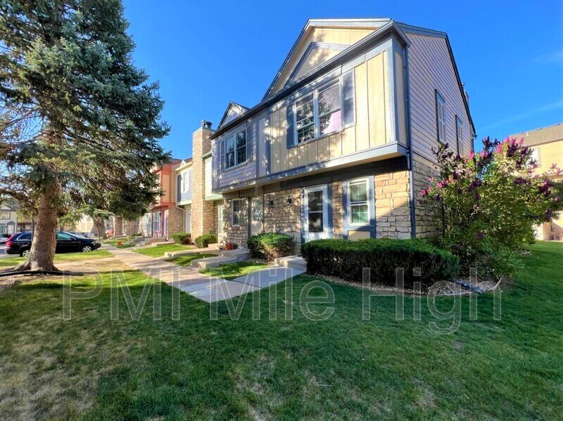 2909 W 81st Ave, Westminster, CO 80031 Townhome Rentals in