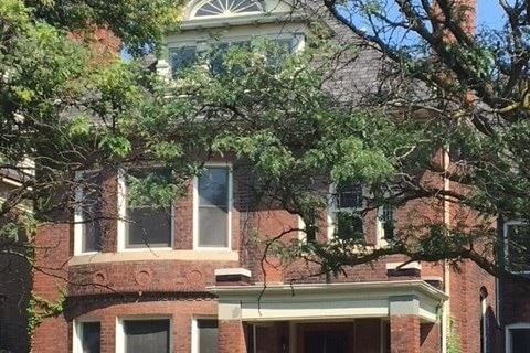 Front door - 658 W Forest Ave